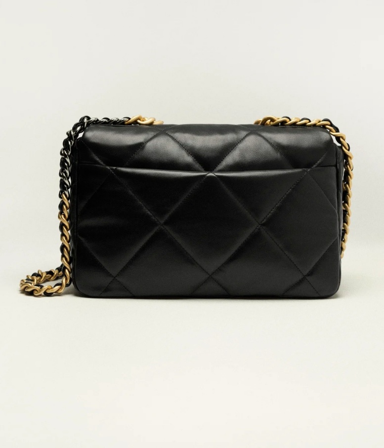 CHANEL 19 --_$1779505089891071583.jpg CHANEL 19 --.jpg